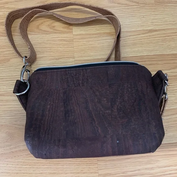 Cloud Rabbit Crossbody Bag - Picture 4 of 6